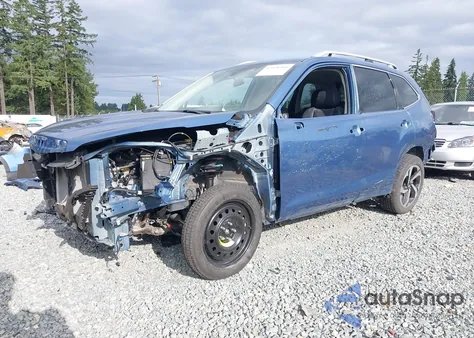 2023 Subaru Forester Touring Touring z USA, uszkodzony, nr VIN JF2SKARC3PH439020